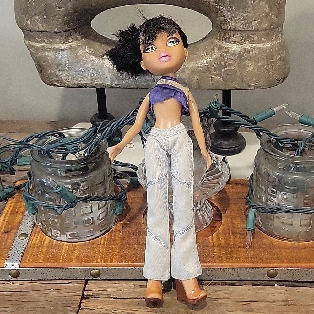 MGA Entertainment bratz 2001